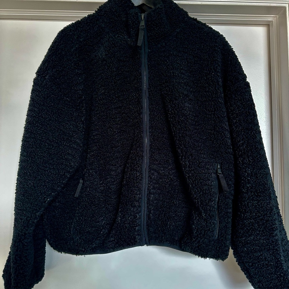 Women’s Black Abercrombie & Fitch Sherpa Jacket. Size M.